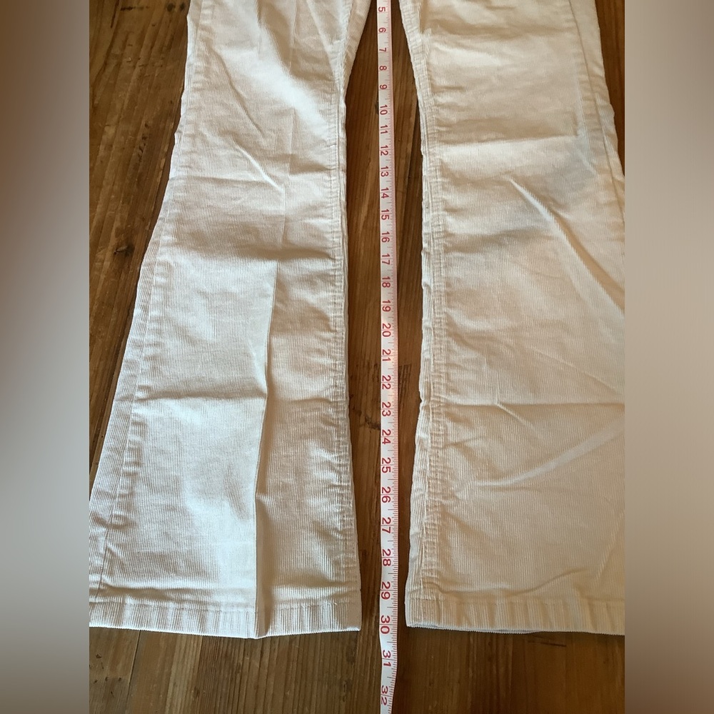 Gap high rise flare corduroys 28/2R - Picture 4 of 4